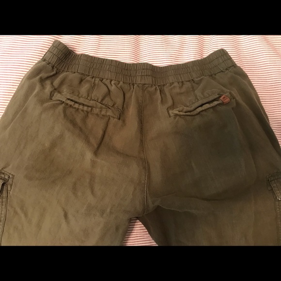 Roots Capris - Picture 3 of 4